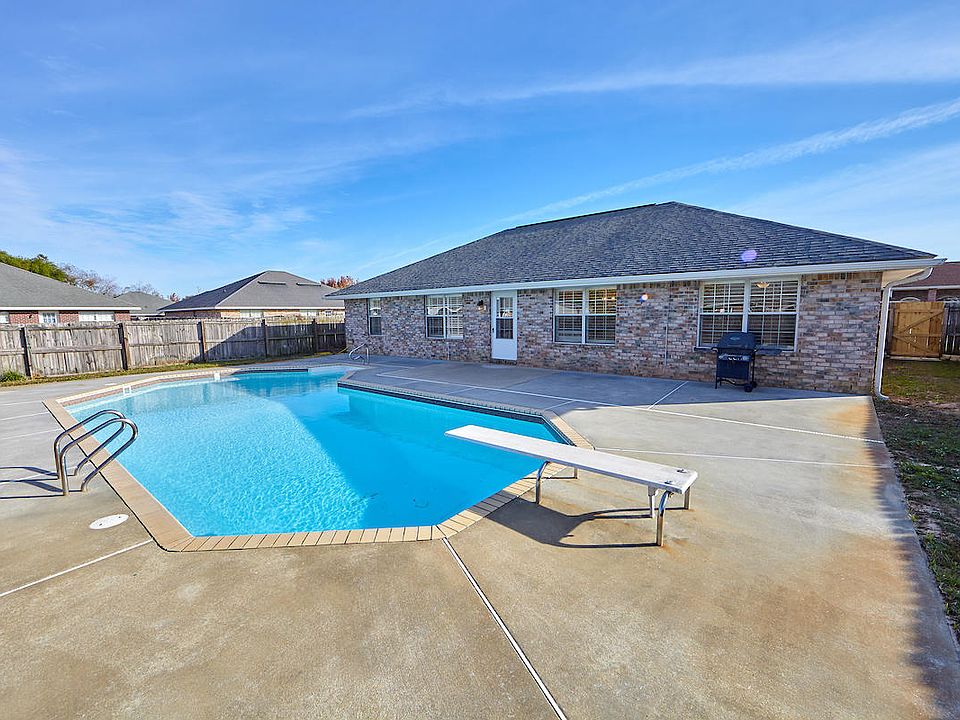 1st image of 9873 Parker Lake Cir