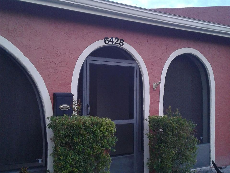 1st image of 6428 Bonnie Bay Cir