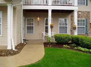 14707 Lenox Dr #107, Strongsville, OH 44136