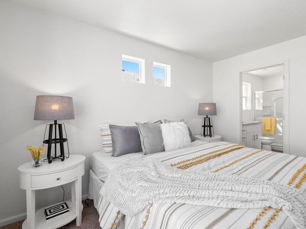 colorado-springs-colorado-447437127 picture