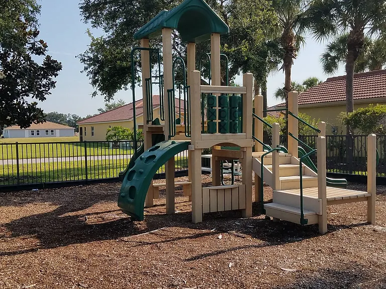 18261 Minorea Ln — Photo 23