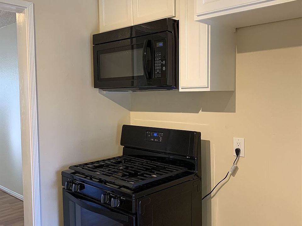 1st image of 10946 1/2 Hortense St