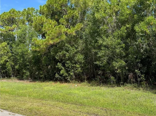 3911 NW 45th St, Cape Coral, FL 33993