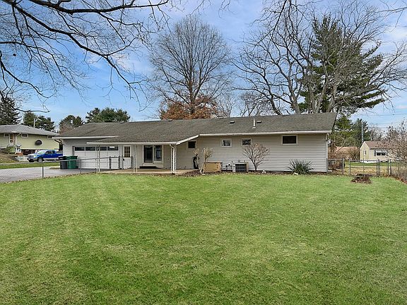 4th image of 1129 Aldine Dr