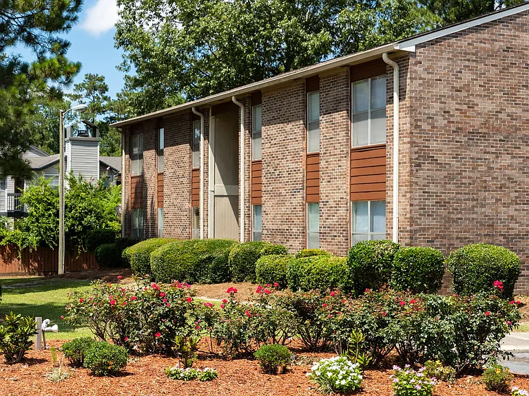 Turtle Creek Apartments — Photo 12