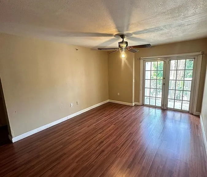 5035 Wiles Rd #203 — Photo 32