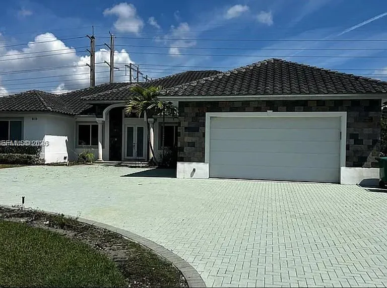 6115 Marinel Say Dr — Photo 2