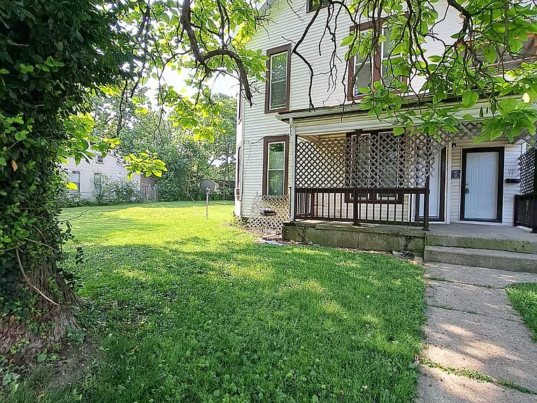 1501 Lexington Ave — Photo 10