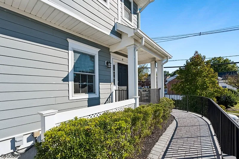 3 bed, 3.5 bath, $7,000 — Photo 2