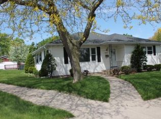 6212 49th Ave, Kenosha, WI 53142