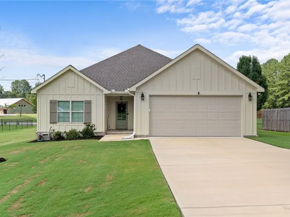 12335 Viewpoint Rd, Northport, AL 35475