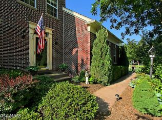 10001 Cairn Mountain Way, Bristow, VA 20136