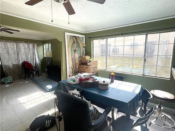 4th image of 1142 E 64th St