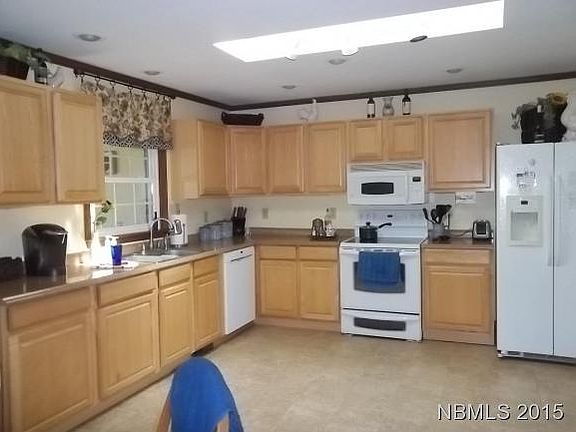 5th image of 3315 W Railroad Blvd