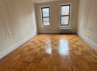 4514 43rd St APT 3C, Long Island City, NY 11104