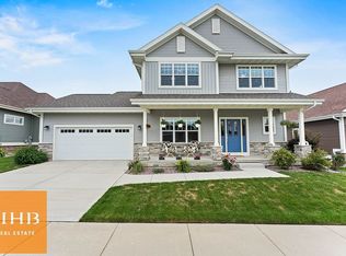 1004 Limerick Ln, Waunakee, WI 53597