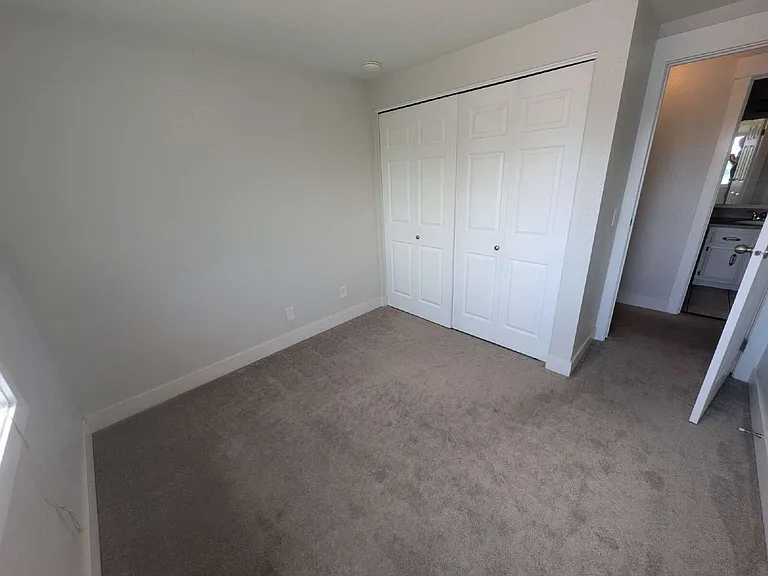 838 S Roberta St #1 — Photo 18
