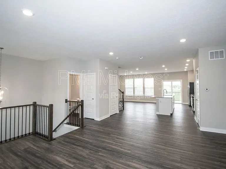 7276 Zanesville Rd — Photo 3