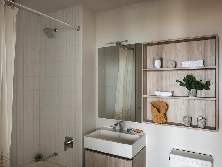 505 State St #11I — Photo 3