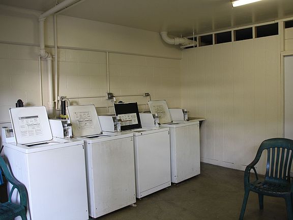 5th image of 1912 Kalihi St APT 413