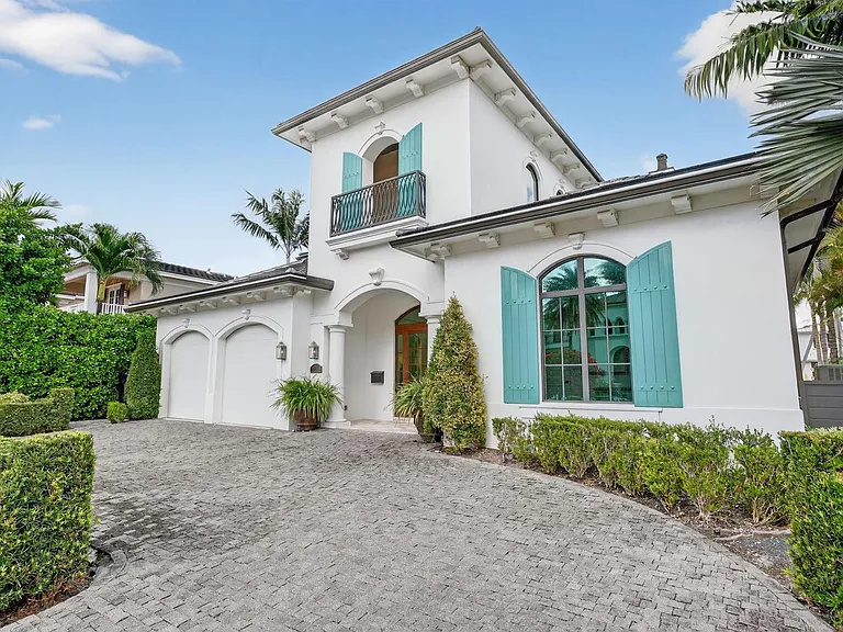 2425 Delmar Pl — Photo 9