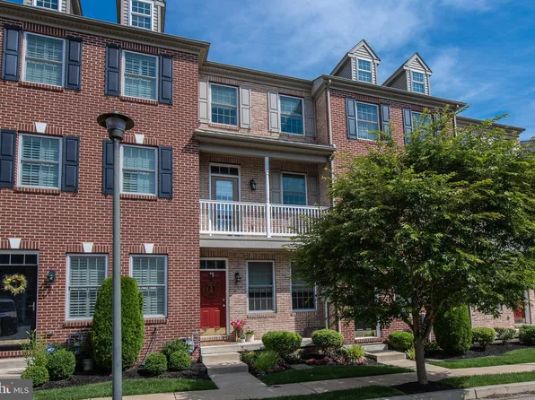 646 Keely Ct, Philadelphia, PA 19128