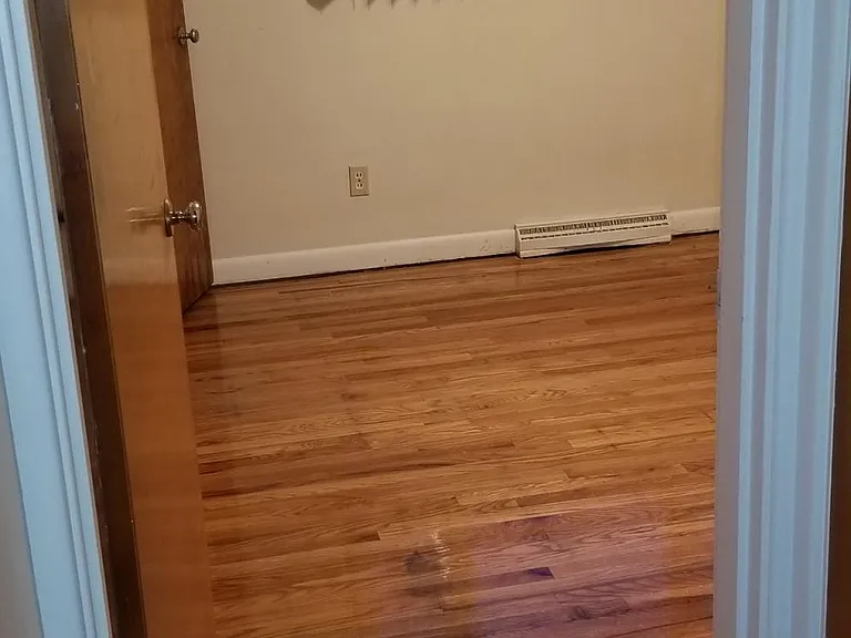 7949 Stillwell Rd — Photo 10