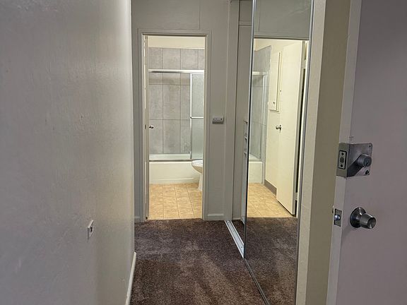 5th image of 90 Ward Ct APT 1