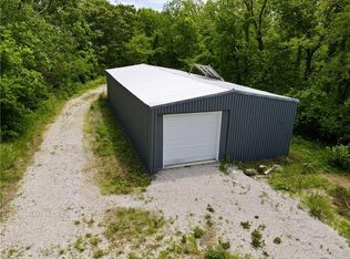 814 N Buckner Tarsney Rd, Buckner, MO 64016