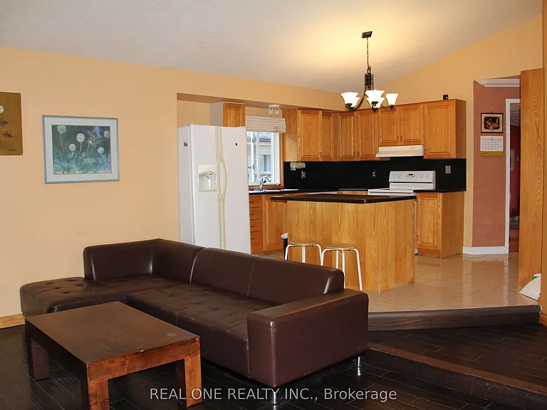 1019 Aldersbrook Rd — Photo 13