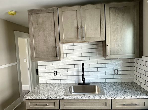 218 Niagara Falls Blvd