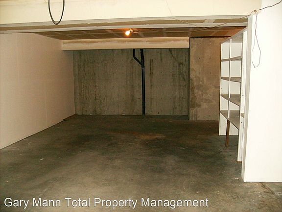 4th image of 1422 S Division St APT B4