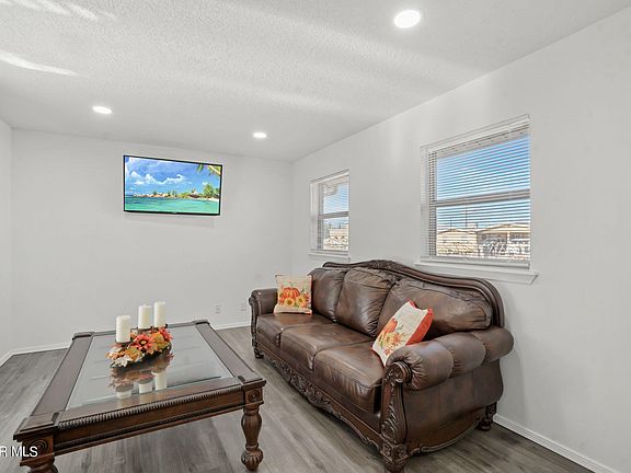 5th image of 7112 Tangerine Ln