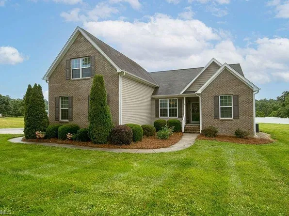 6535 Sullivantown Rd, Walkertown, NC 27051