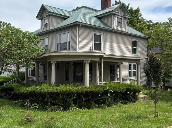 400 N 7th St, Cambridge, OH 43725
