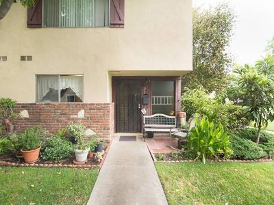 1919 Sherry Ln APT 21, Santa Ana, CA, 92705