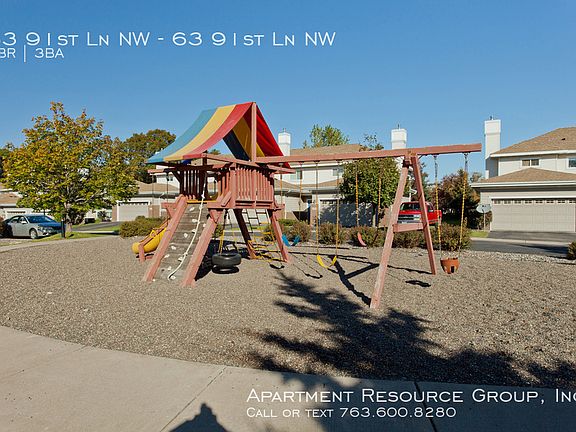 3rd image of 63 91st Ln NW