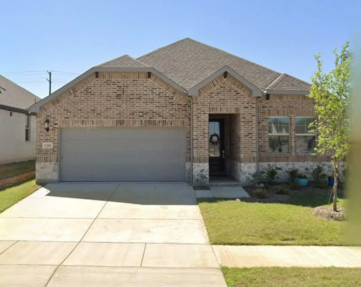 4 bed, 2283 sqft, $3,400 — Photo 1