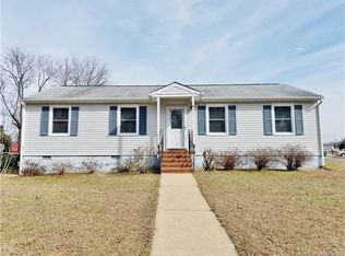 621 Cabin Creek Dr, Hopewell, VA 23860
