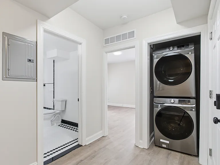 4635 John R St #3 — Photo 10