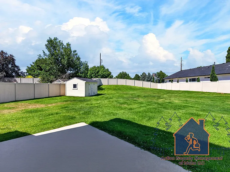 3170 N Lancer Ave — Photo 32