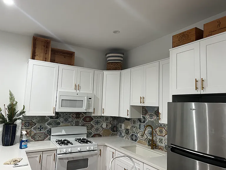 6601 Louise Ave #A — Photo 7
