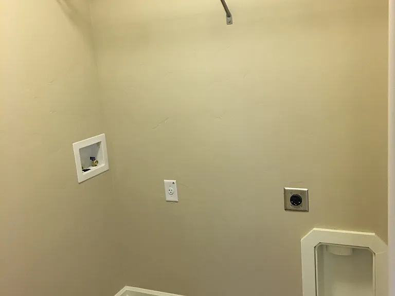 20803 Boulderfield Ave — Photo 13