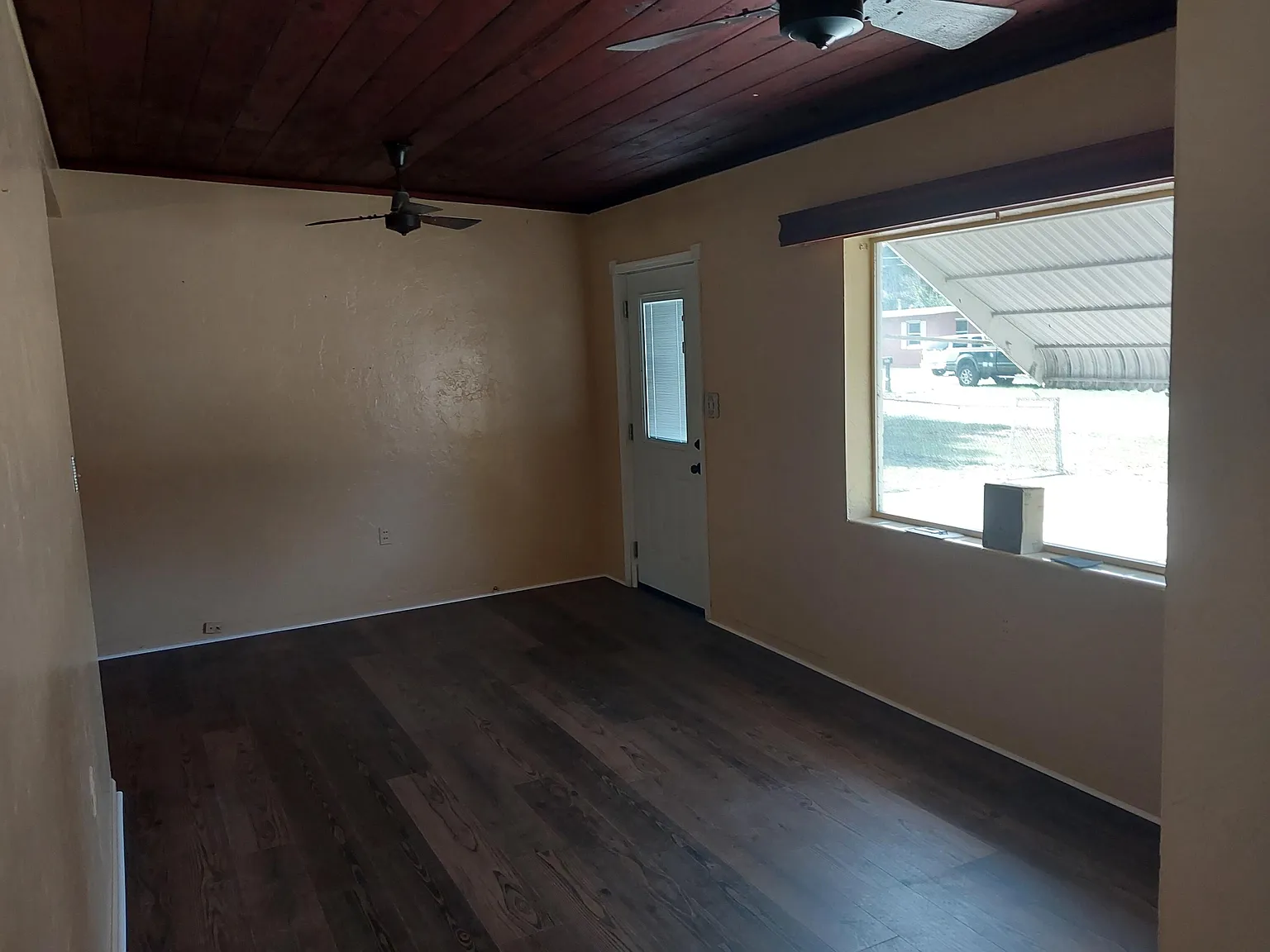 2 bed, 1.0 bath, 1035 sqft, $1,467 — Photo 4