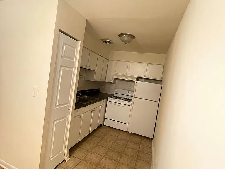 Lakeview Living! — Photo 27