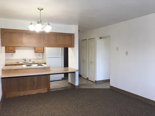 106 NE Main St APT 201, Blackfoot, ID 83221