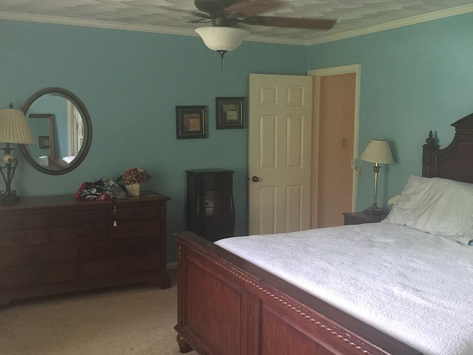 2nd image of 504 Mossycup Dr