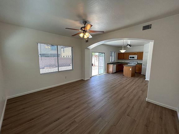 4th image of 1222 S 119th Ln