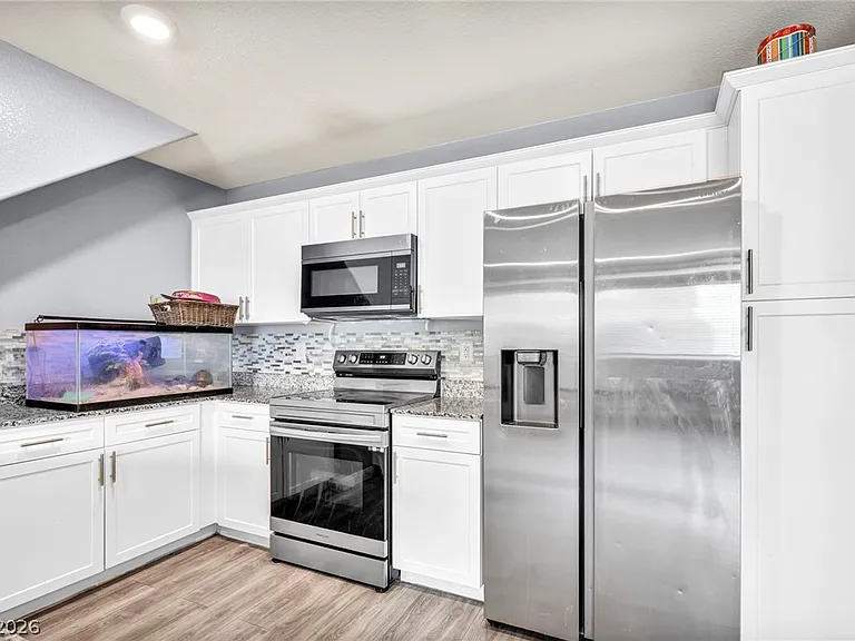 2645 Wimbledon White Ct — Photo 22