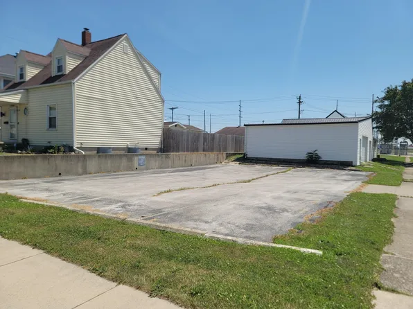 130 W Logan St, Celina, OH 45822